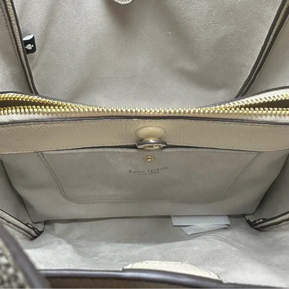 15. NWT kate spade new york Medium Knott Leather Crossbody Tote - Picture 11 of 13